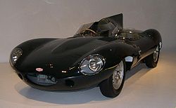 250px-1955_Jaguar_XKD_34_left.jpg